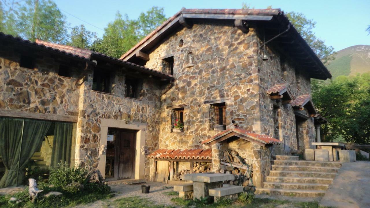 Caseria La Infiesta Caleao Buitenkant foto